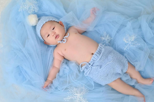 余江孕妇肚子上长红点